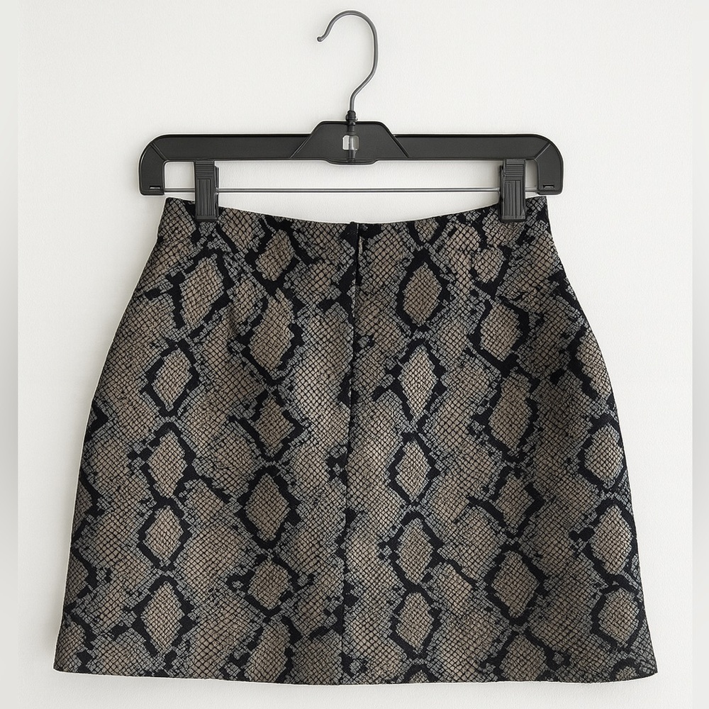 Express High Rise Mini Skirt Size 4 | Black Blue Brown Pattern Back Zip, Pockets